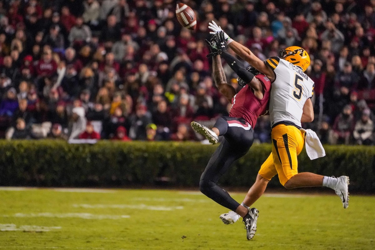 South Carolina defensive back Jaycee Horn (1) breaks up a pass to Appalachian State receiver Thomas Hennigan (5). Mandatory Credit: Jim Dedmon-USA TODAY 